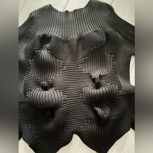 NWOT Issey Miyake Black LINKAGE Top - Size JP2 / US OS - Picture 4 of 6